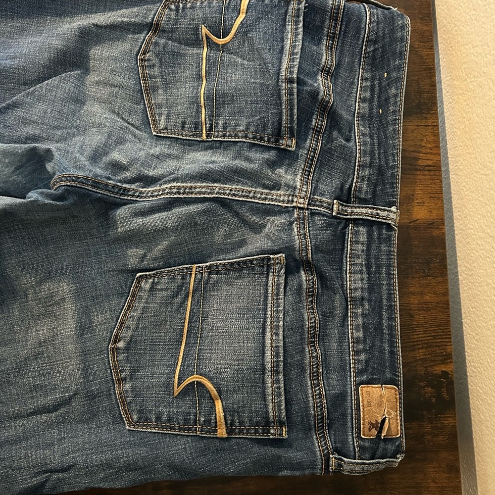 American Eagle Outfitters Relaxed Fit Blue Jeans